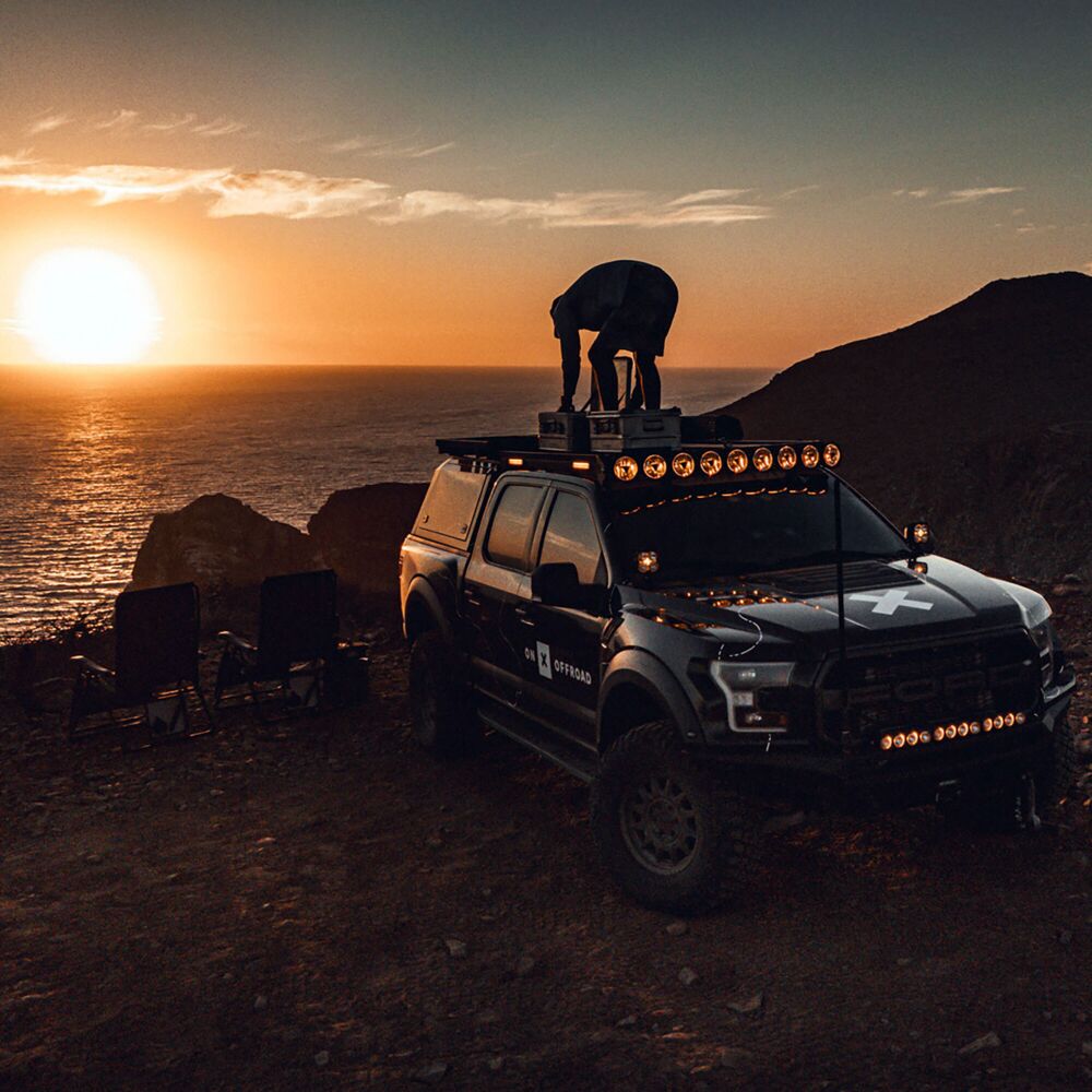 Platform One™ Roof Rack with 360° Lighting - Ford F150/Raptor (2015-2026) - #AK-92302