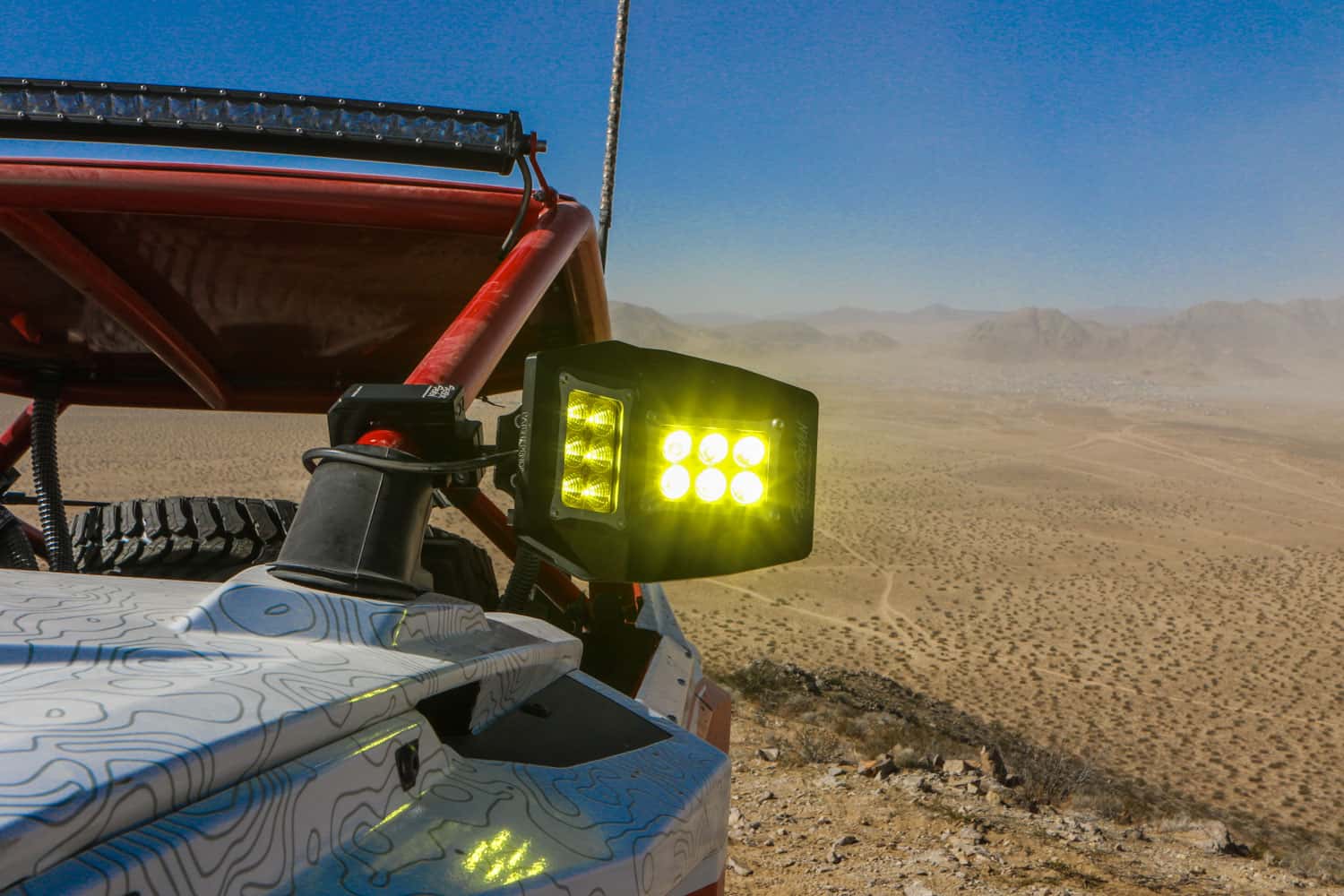 *SECTOR SEVEN - SPECTRUM/SAWTOOTH LED 2X3 YELLOW LENS (4 PACK)