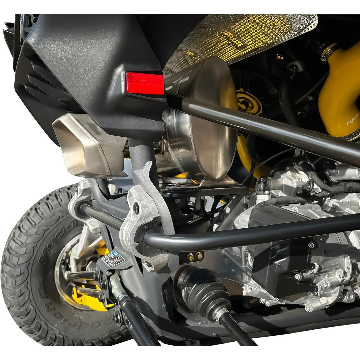 RPM SxS Can-Am Maverick R 3