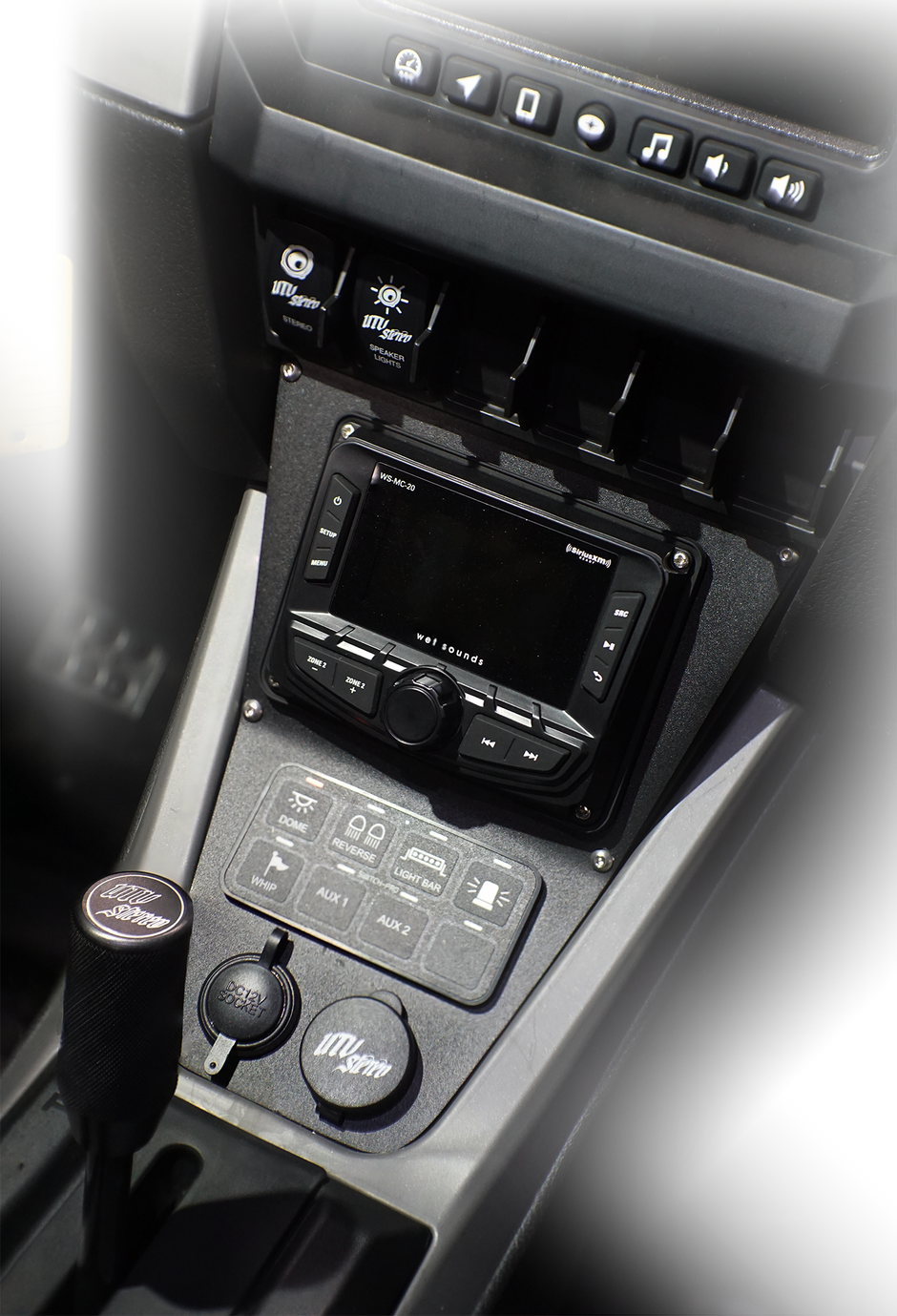 '20-'24 RZR® Pro Series Head Unit Mount | UTVS-PRO-HUMT