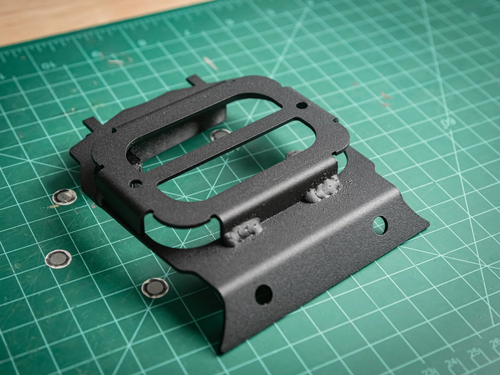 *STAYFLUSH - X3 LOWER 6-GANG AUXBEAM MOUNT