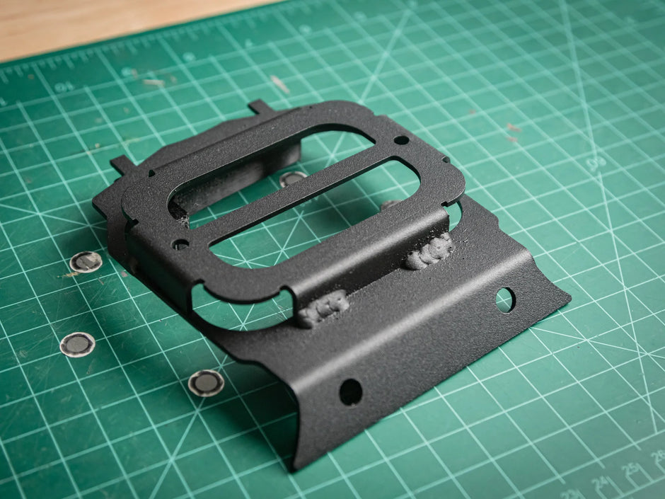 *STAYFLUSH - X3 LOWER 6-GANG AUXBEAM MOUNT